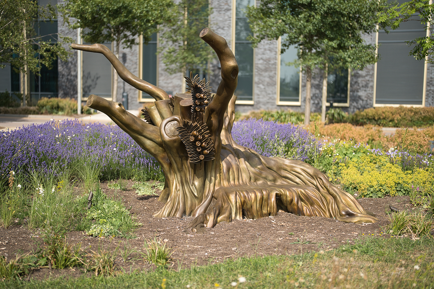 Shezad Dawood, Senescent Generator, 2024