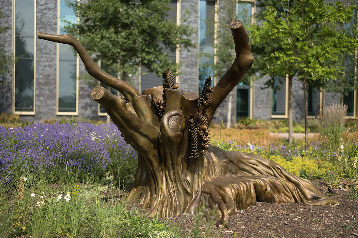 Shezad Dawood, Senescent Generator, 2024